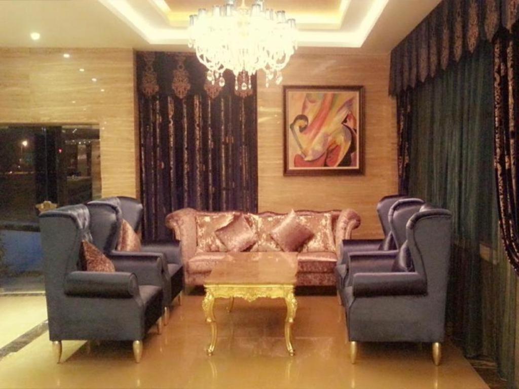 Star World Hotel Naypyidaw Exterior foto
