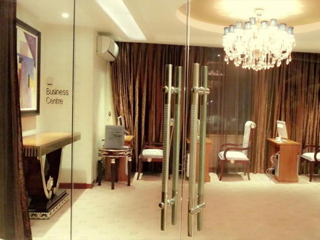 Star World Hotel Naypyidaw Exterior foto
